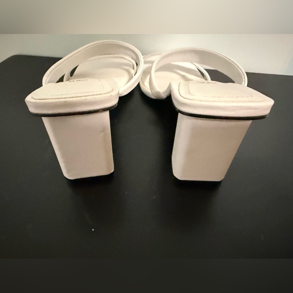 Zara Strappy Sandles Women’s in white size 38 EU Size 8 women’s! NWOB - Picture 5 of 5